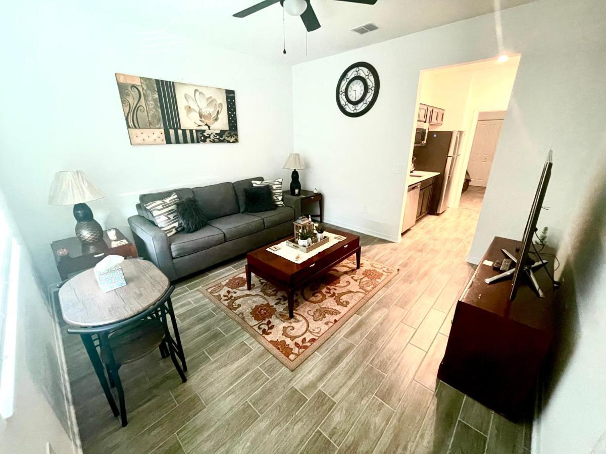 היינס סיטי Cozy Suites 4 Less מראה חיצוני תמונה